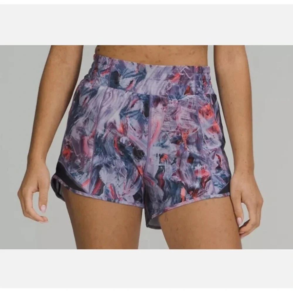 Lululemon Hotty Hot Lined Shorts‎ Size 4 Atmospheric Purple Multi 2.5